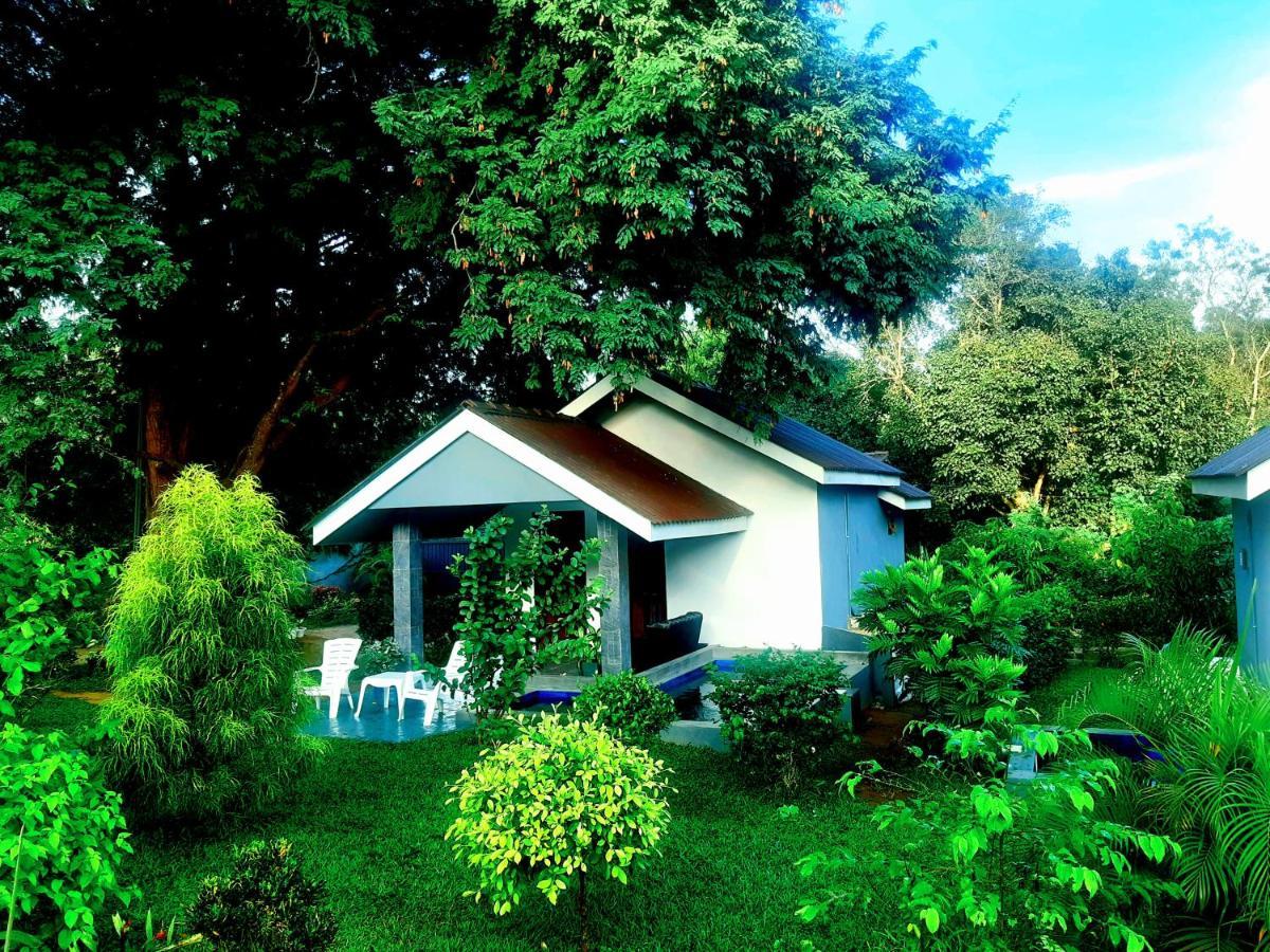 Hidden Lake Cottages สิกิริยา ภายนอก รูปภาพ