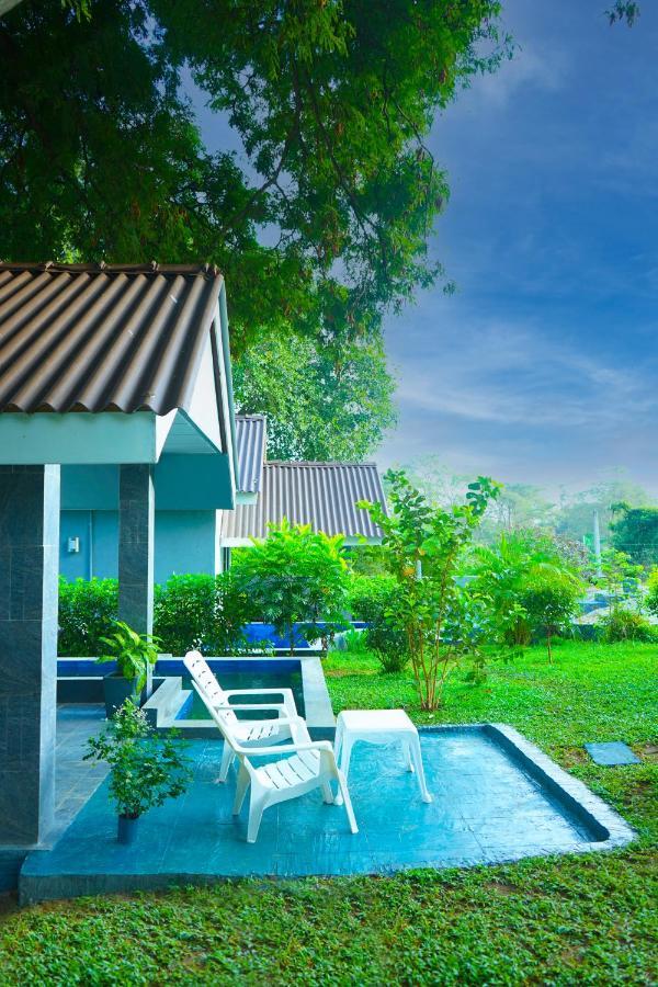 Hidden Lake Cottages สิกิริยา ภายนอก รูปภาพ
