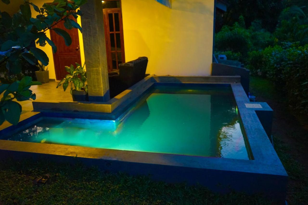 Hidden Lake Cottages สิกิริยา ภายนอก รูปภาพ
